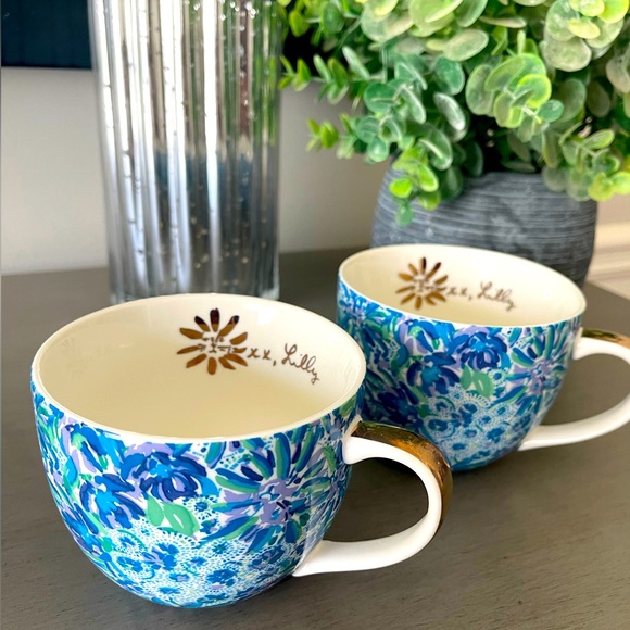 Lilly Pulitzer Kitchen Nwot Set Of 2 Lilly Pulitzer Mugs Poshmark